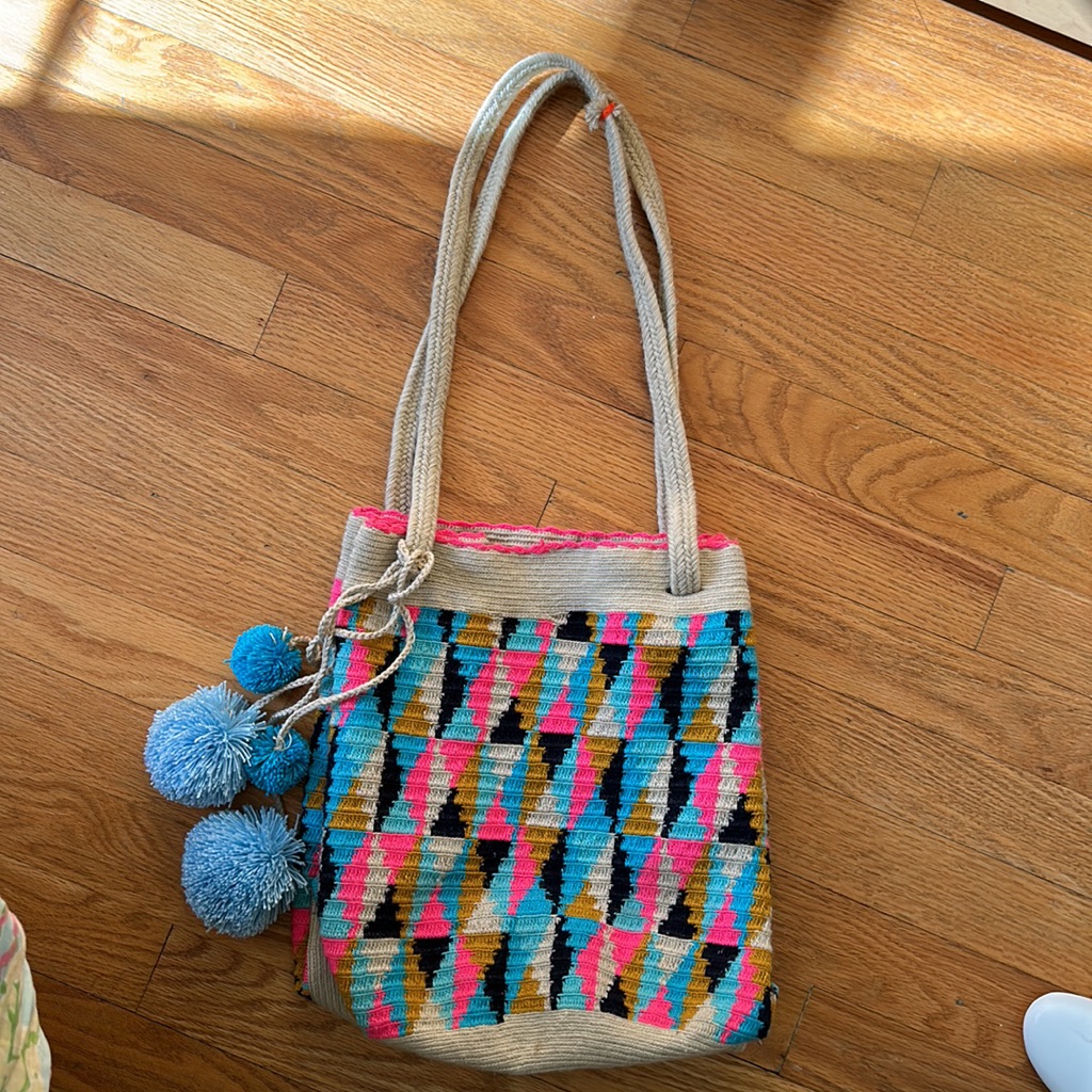 Sophie Anderson Woven Knit Boho Purse Pink Blue And Tan Geometric Bucket Tote